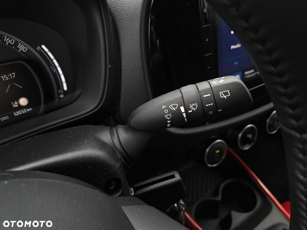 Toyota Aygo X 1.0 VVT-i Style - 26
