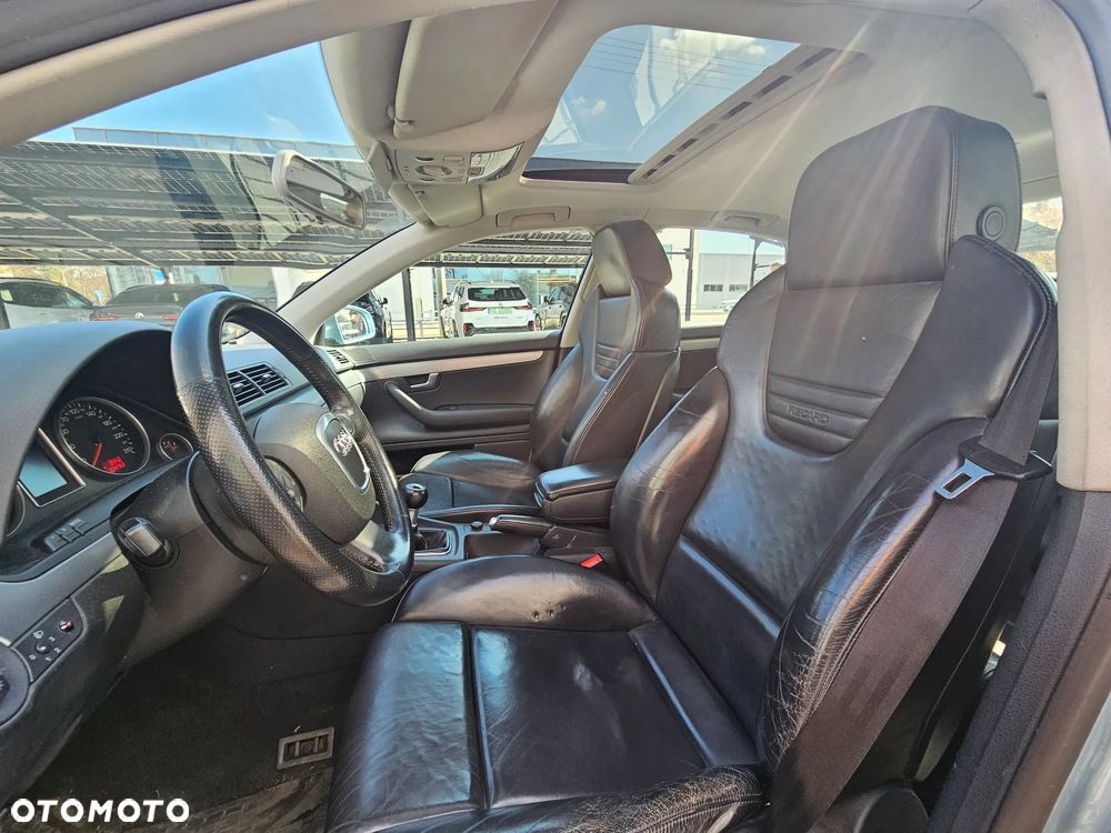 Audi A4 Avant - 15