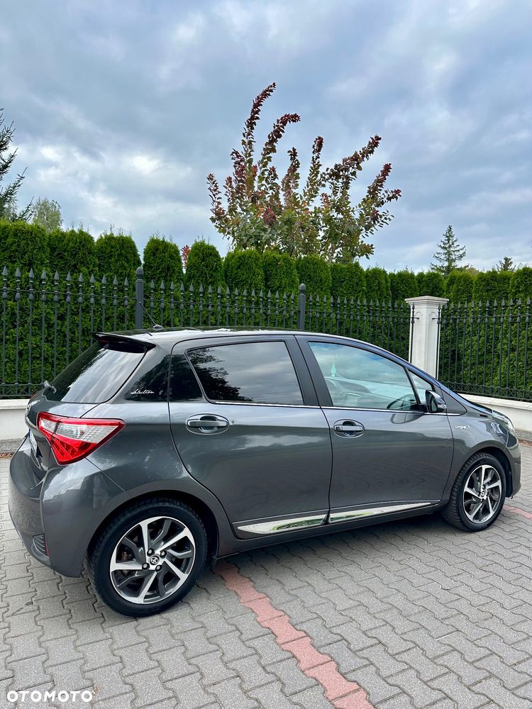 Toyota Yaris - 31