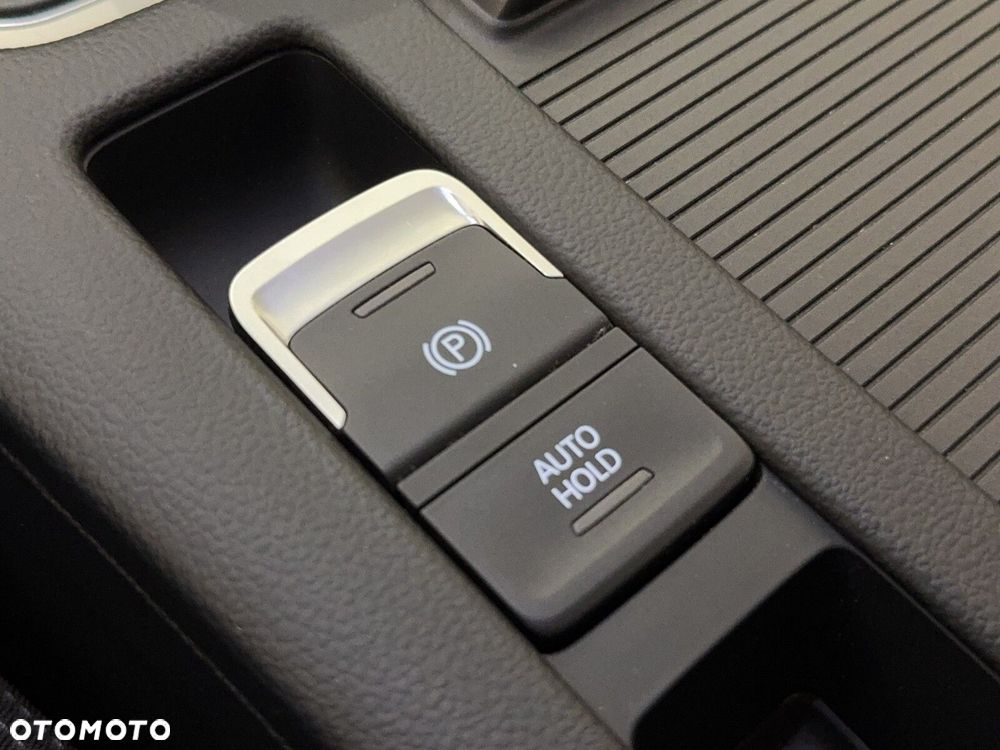 Volkswagen Passat 2.0 TDI SCR Comfortline - 33