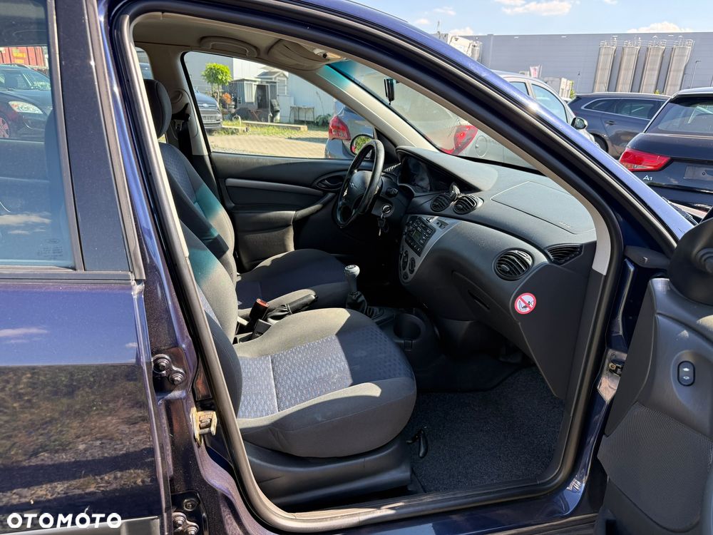 Ford Focus - 11