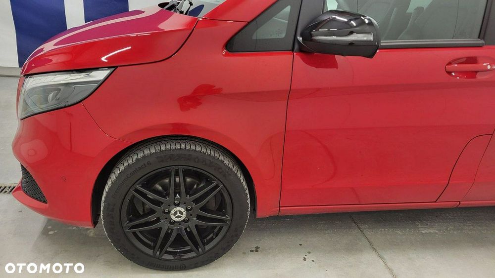 Mercedes-Benz Klasa V - 8