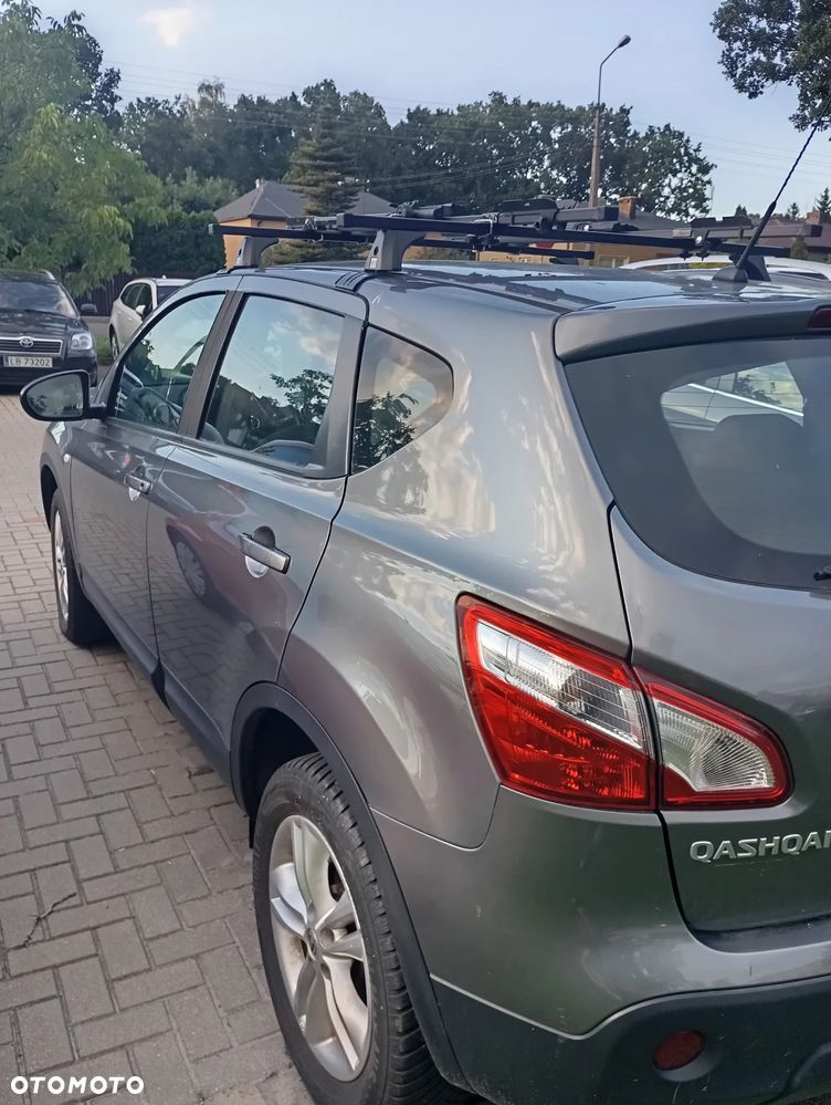 Nissan Qashqai - 2