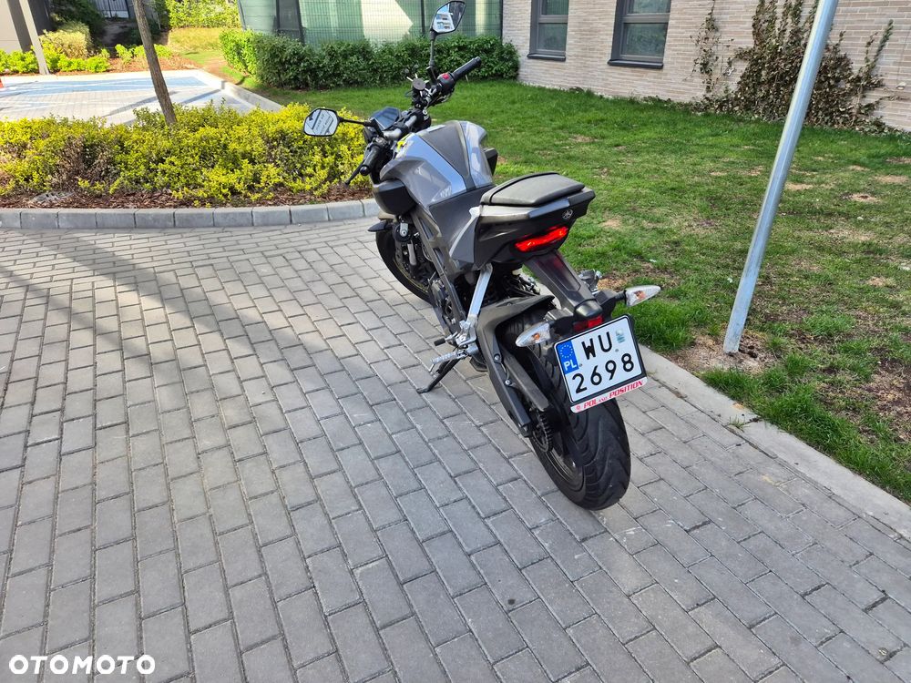 Yamaha MT - 7
