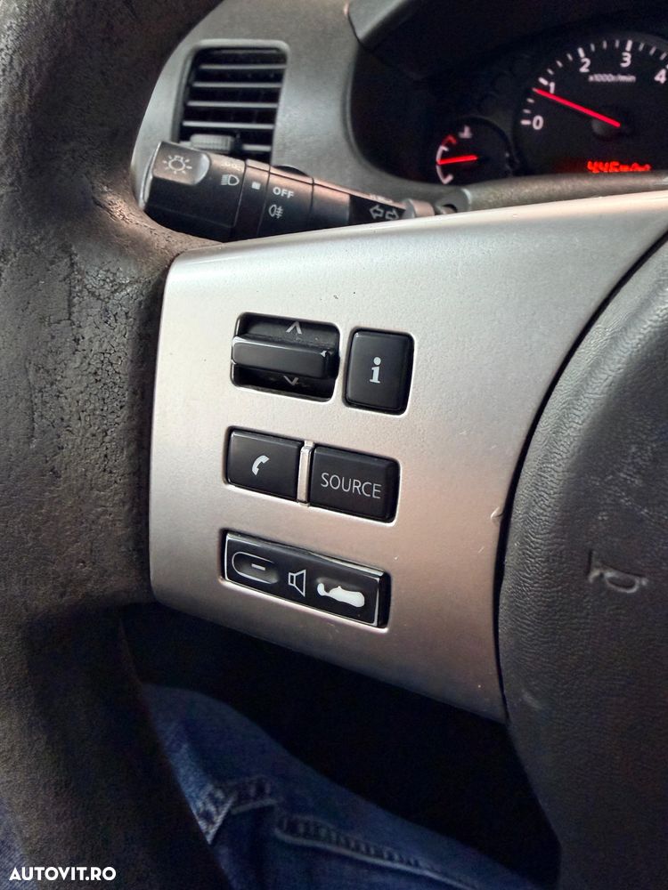 Nissan Navara 2.5 dCi King Cab XE - 5