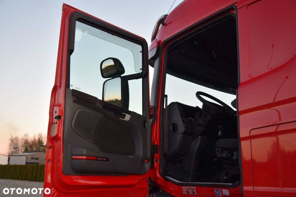 Scania R520 V8 Loglift 125S - 26