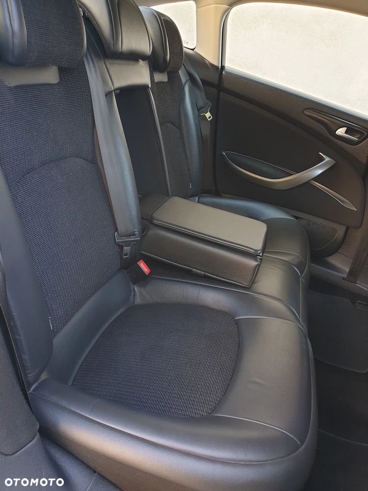 Citroën C5 2.0 HDi Confort Equilibre Navi - 35