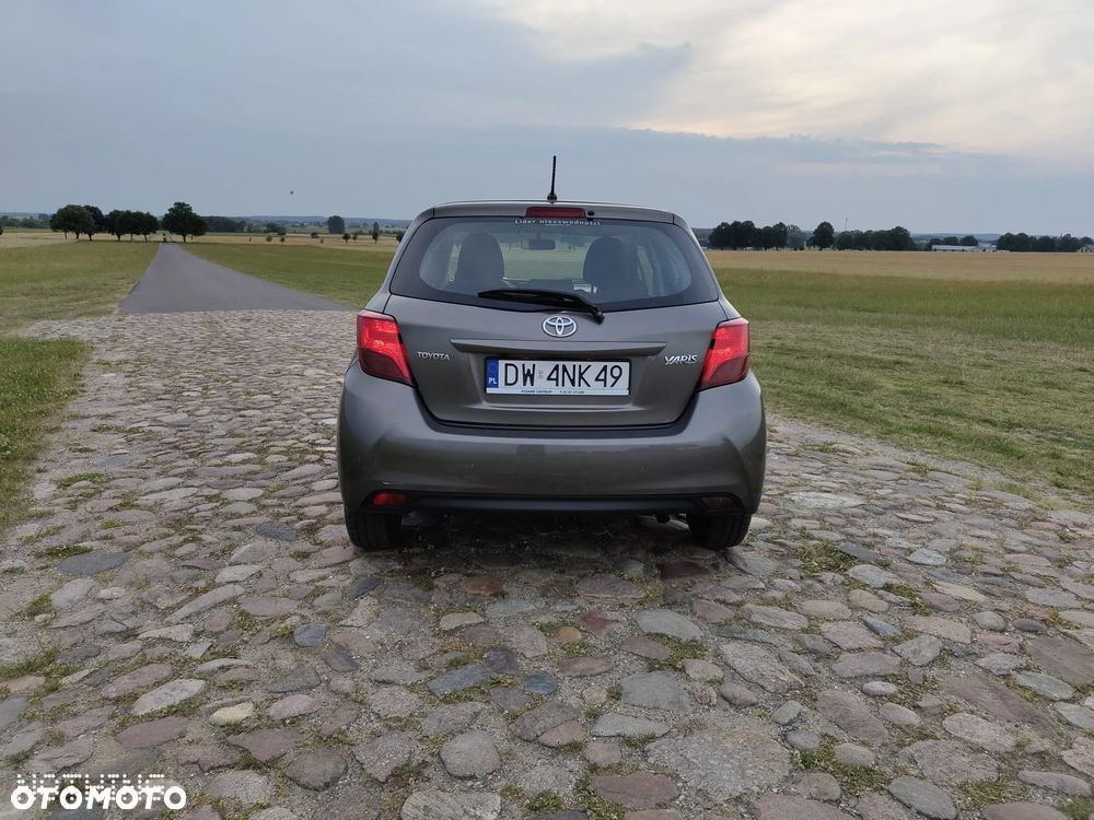 Toyota Yaris 1.33 Active EU6 - 5