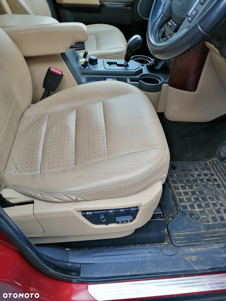 Land Rover Discovery IV 2.7D V6 HSE - 5