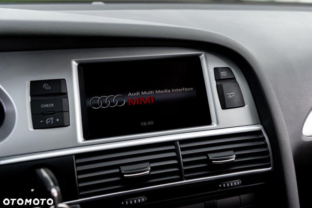 Audi A6 Avant 3.0 TDI DPF quattro tiptronic - 32