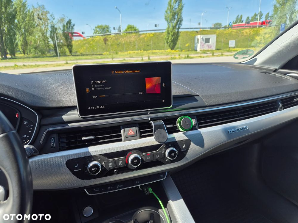 Audi A4 Avant 3.0 TDI S tronic - 14