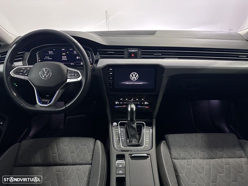 VW Passat Variant - 15