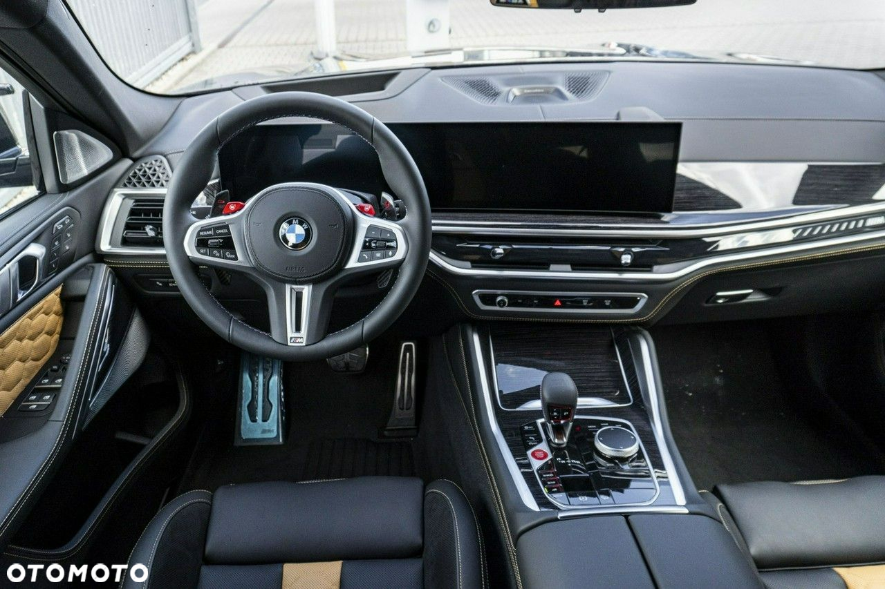 BMW X6M - 11