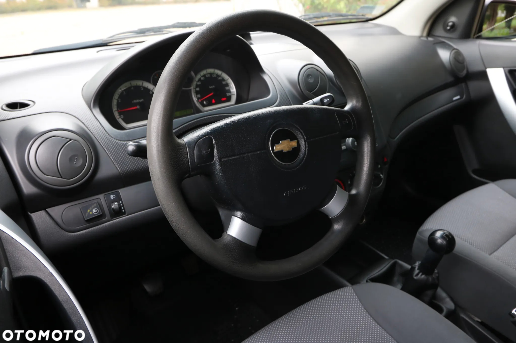 Chevrolet Aveo 1.2 16V LS - 10