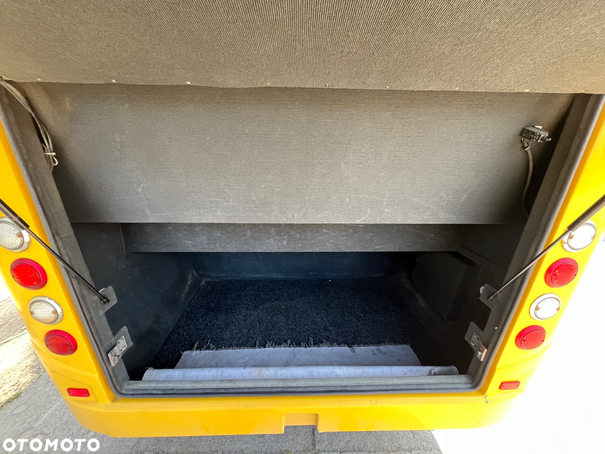 Iveco Rosero First - 9