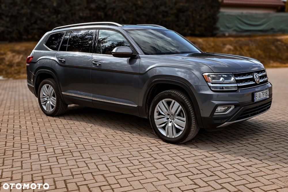 Volkswagen Atlas - 2