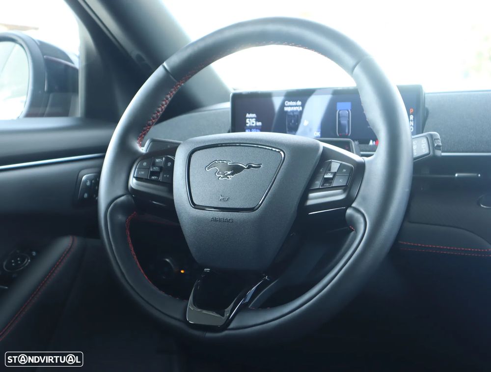 Ford Mustang Mach-E AWD PREMIUM - 44