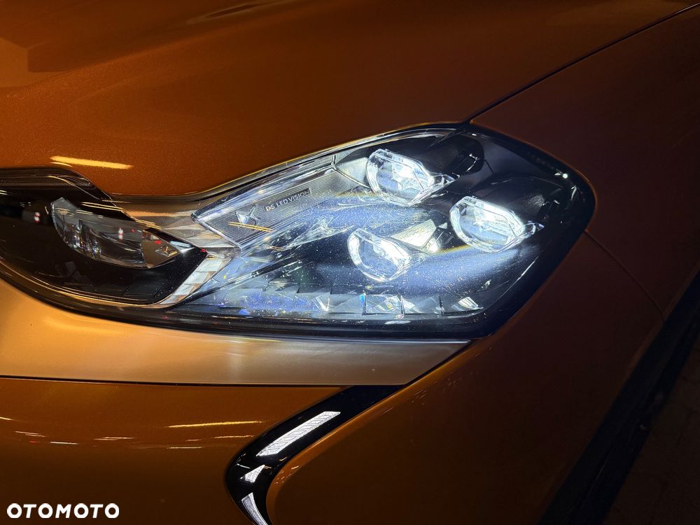 DS Automobiles DS 3 Crossback Performance Line + - 6