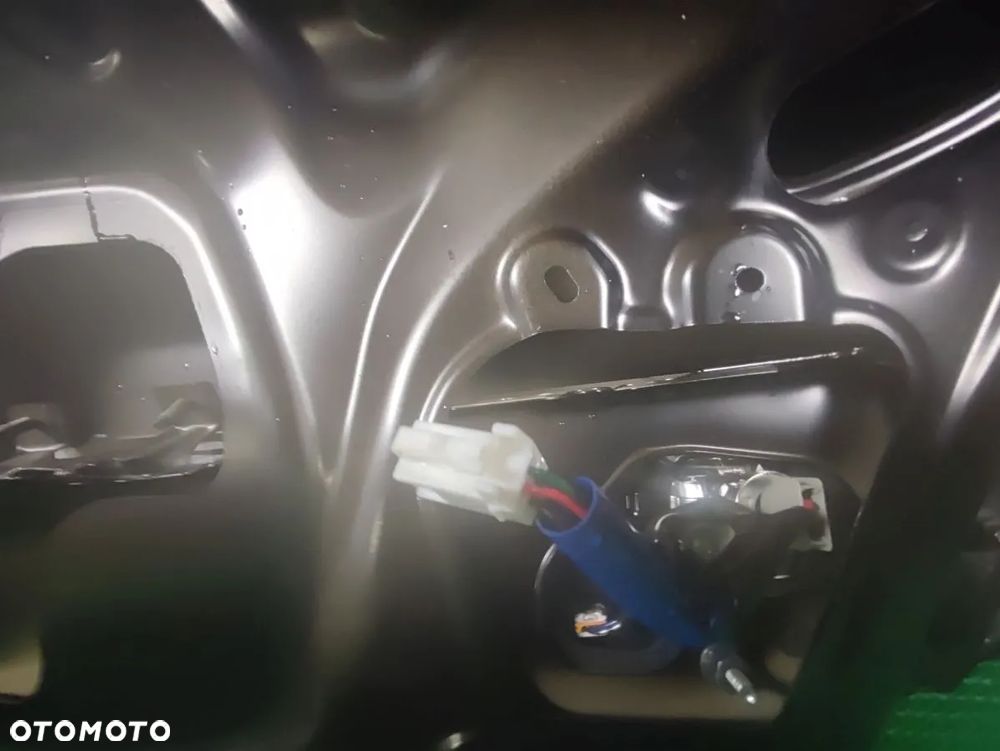 TOYOTA CAMRY 19-24r Klapa Bagażnika RÓŻNE KOLORY - 9