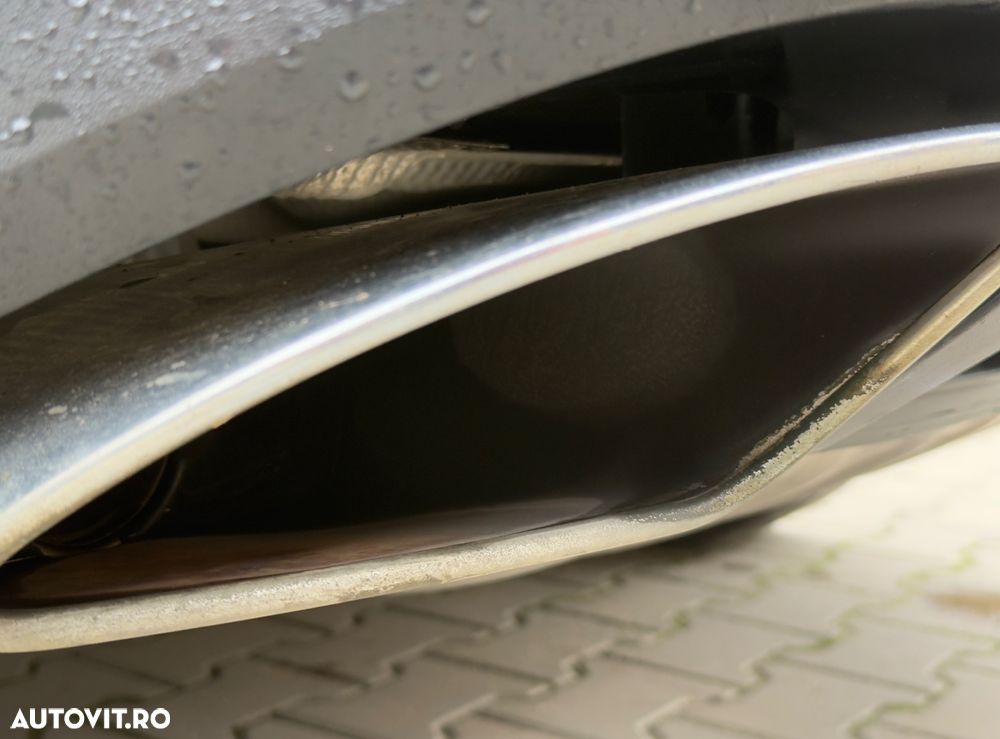 Volkswagen Touareg 3.0 V6 TDI BMT - 17