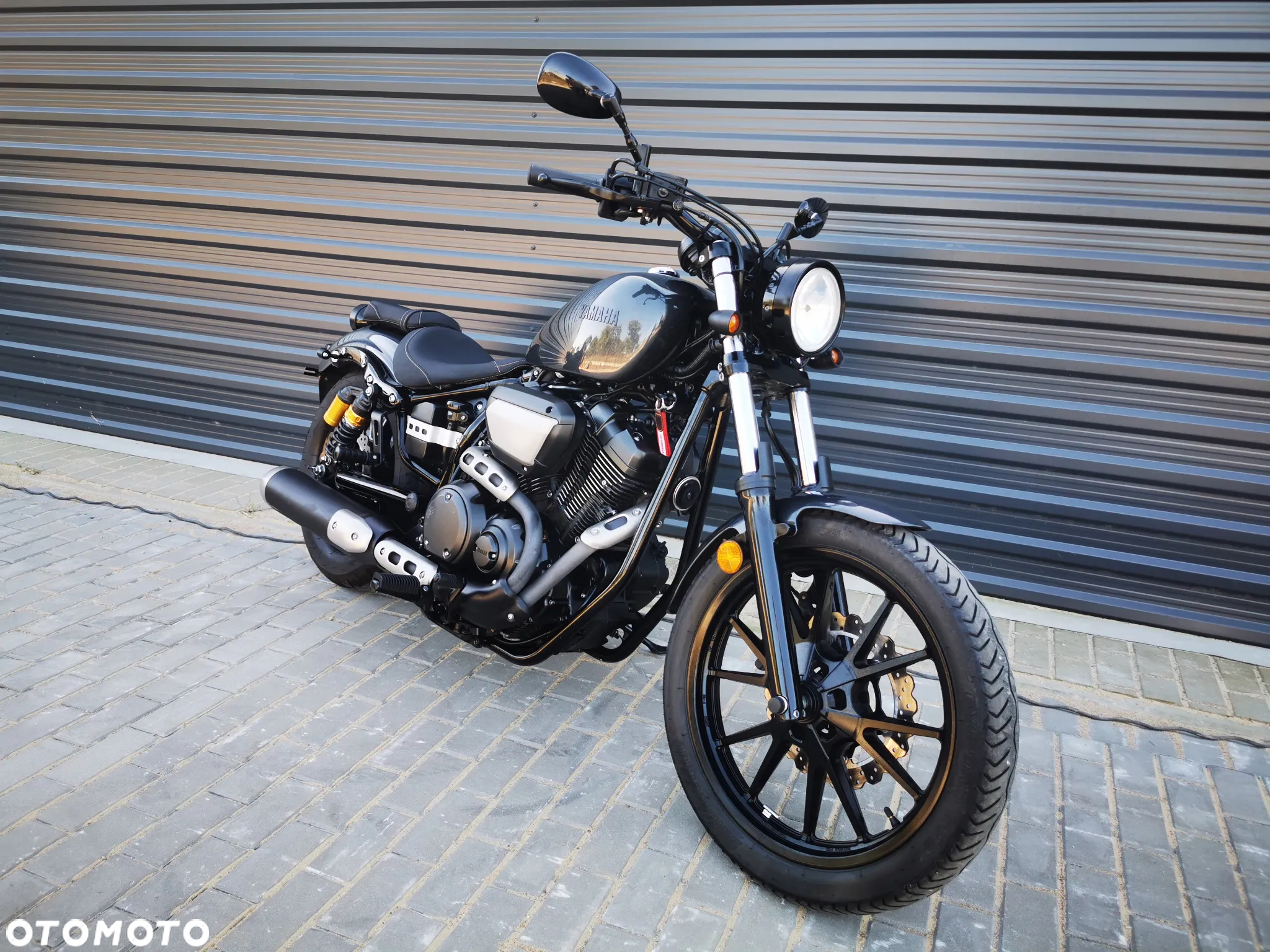 Yamaha XVS - 27