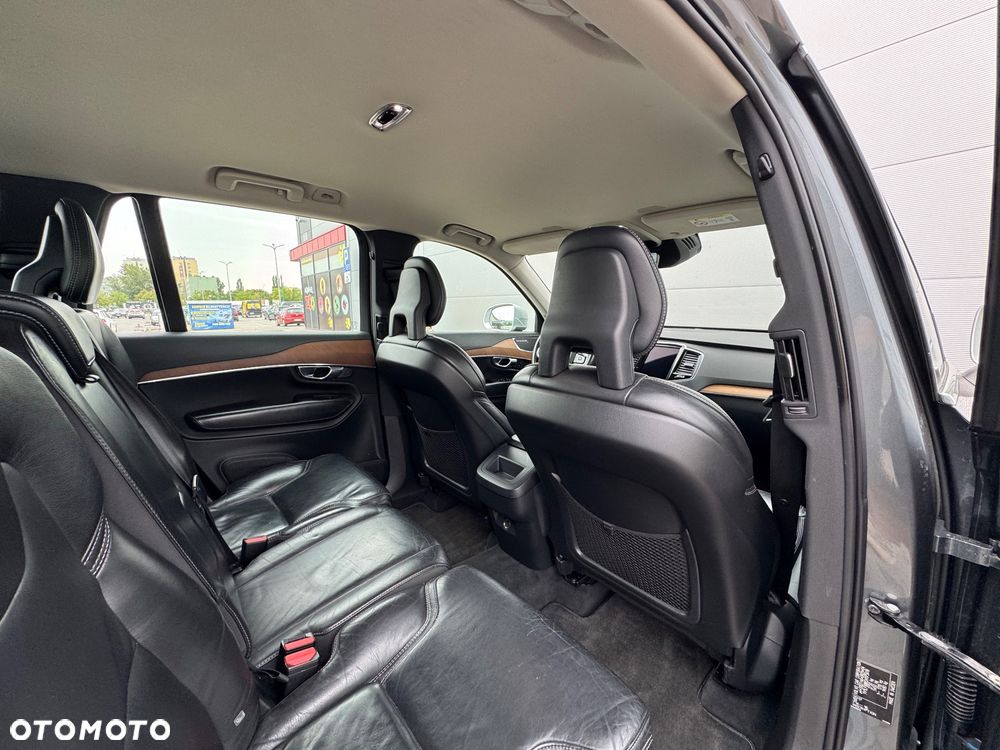 Volvo XC 90 D5 AWD Geartronic Inscription - 8