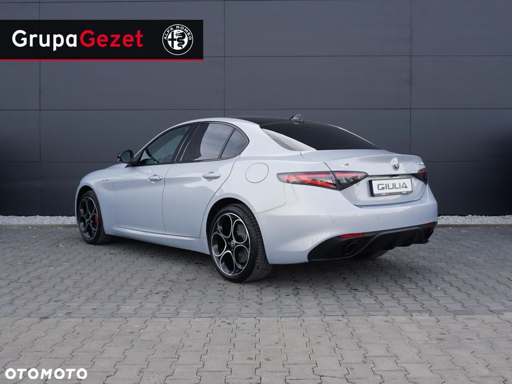 Alfa Romeo Giulia - 2