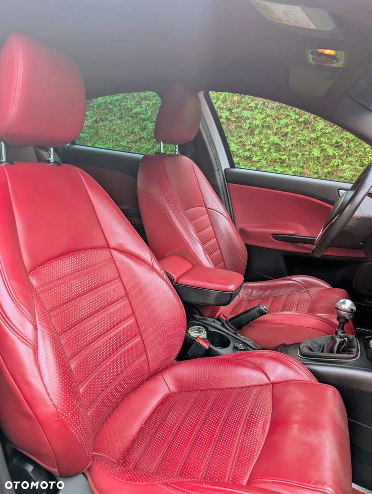 Alfa Romeo Giulietta 2.0 JTDM - 7