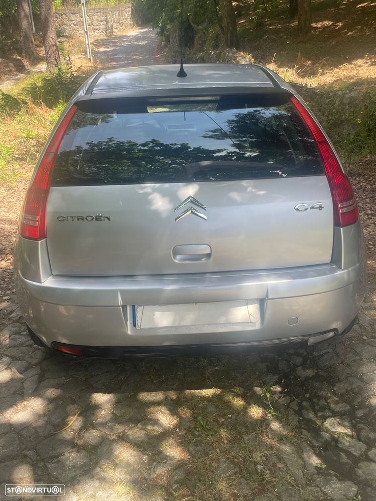 Citroën C4 1.6 HDi 110 VTR Pack - 17
