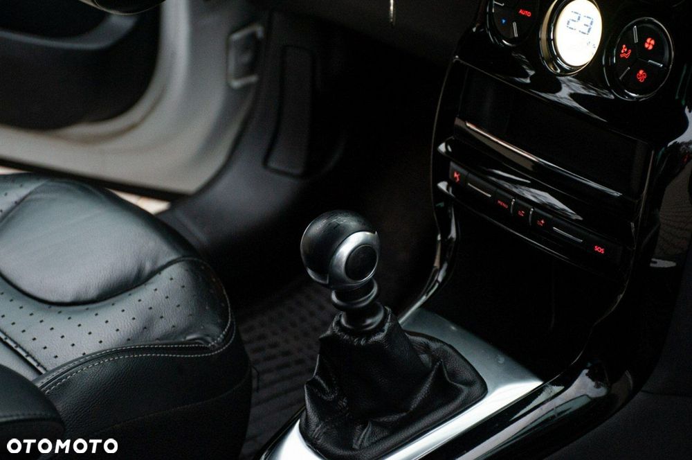 DS Automobiles DS 3 - 30
