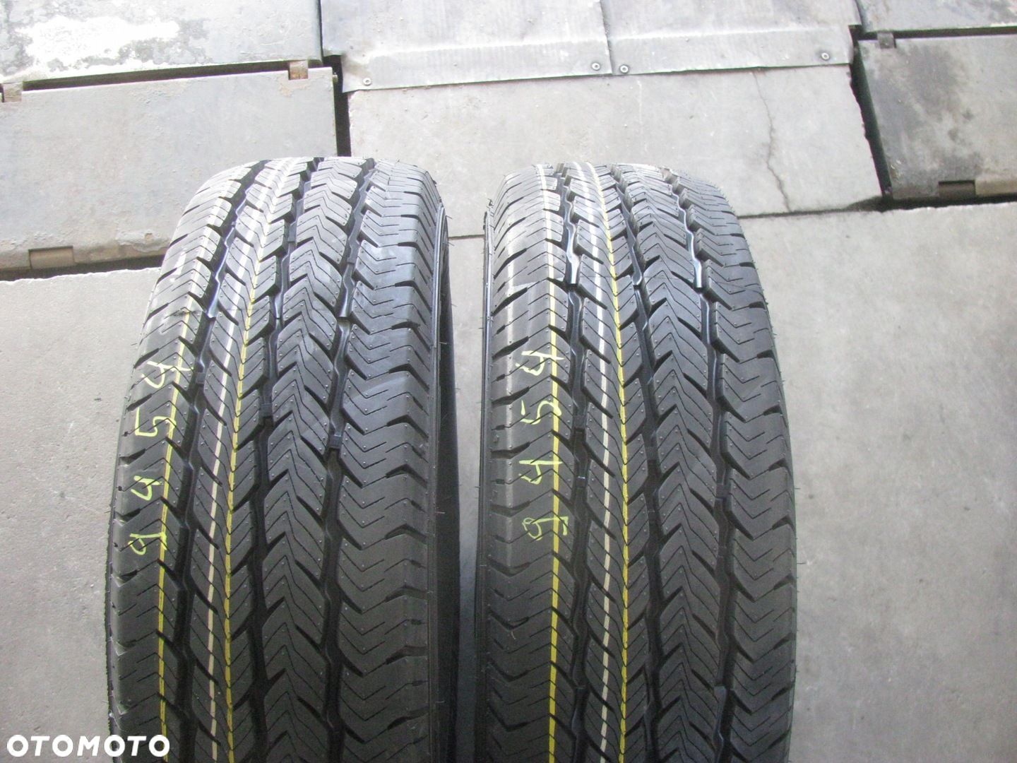 225/70R15C OVATION V-07 AS NOWE 2 szt. Całoroczne - 1