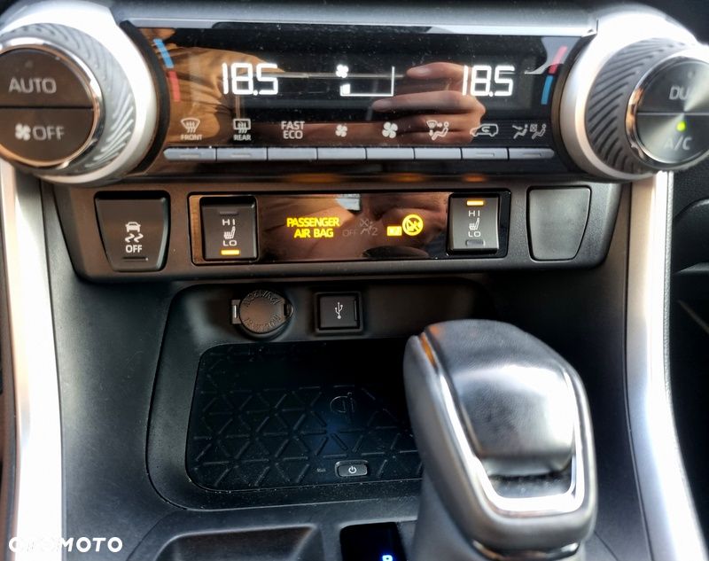 Toyota RAV4 2.5 Hybrid Selection 4x2 - 29