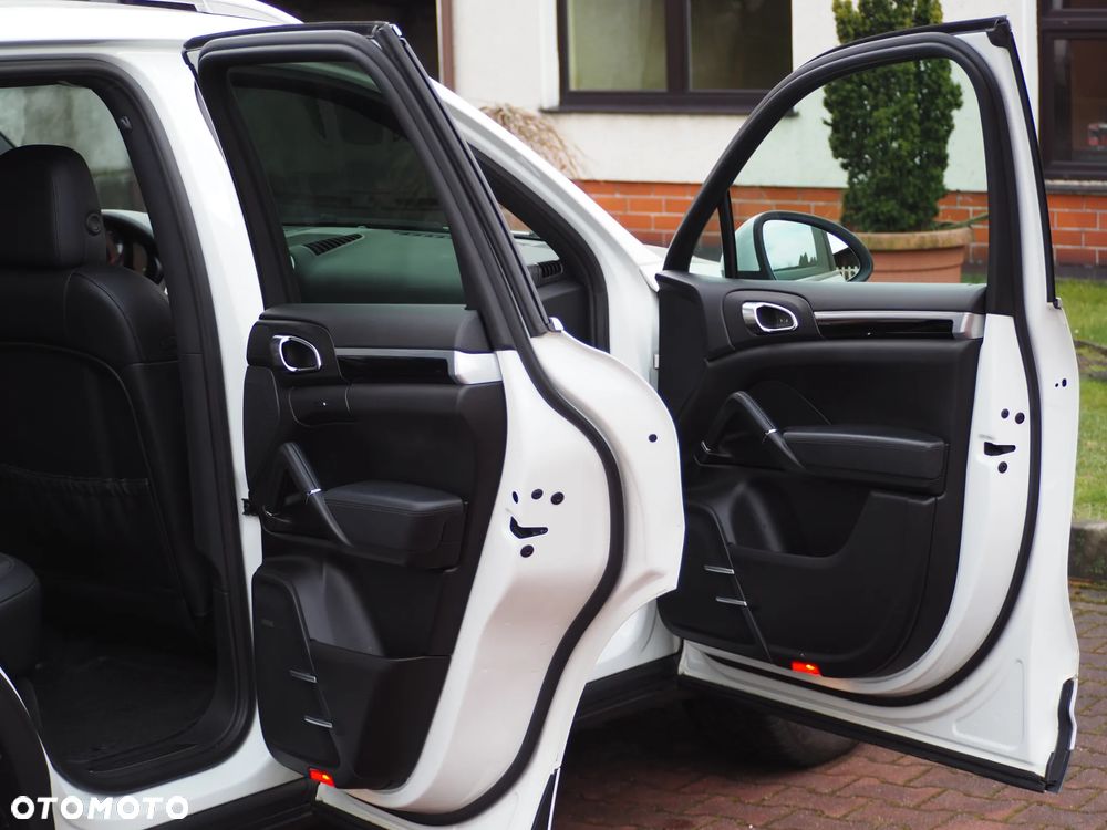 Porsche Cayenne Diesel - 16