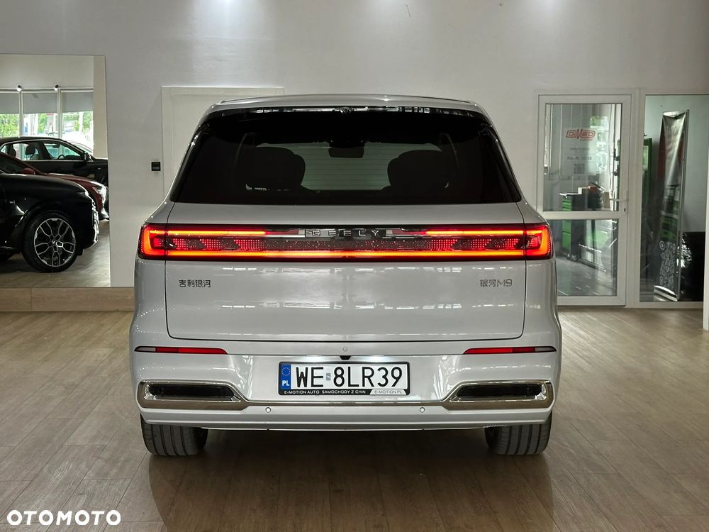 Geely M9 - 11