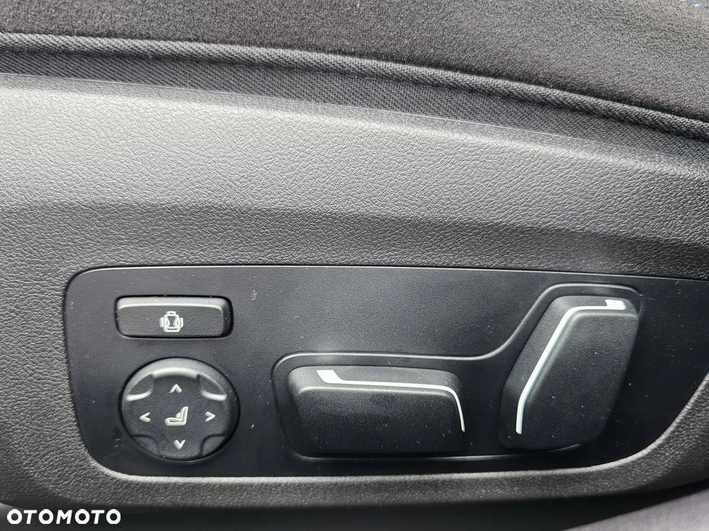 BMW Seria 3 M340i xDrive mHEV sport - 27