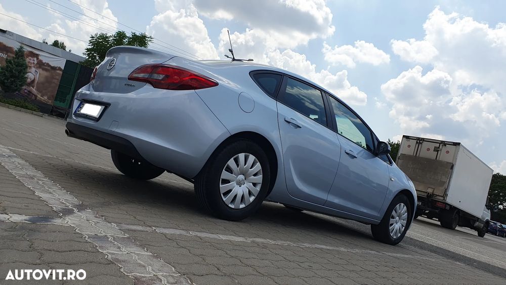 Opel Astra 1.6 TWINPORT ECOTEC Essentia - 35