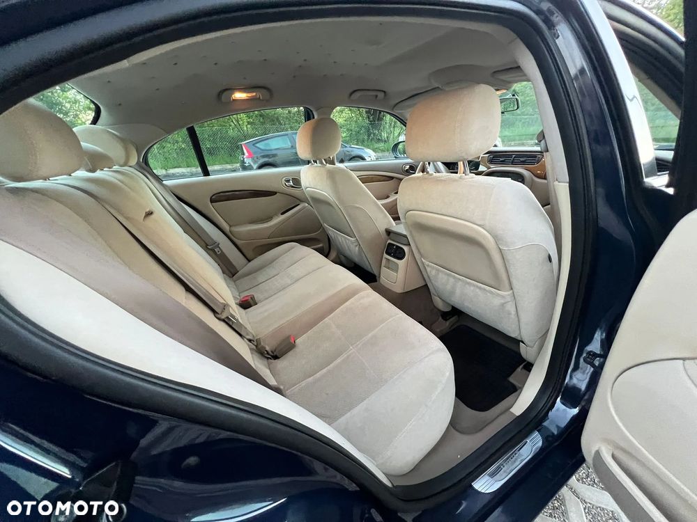 Jaguar S-Type 2.5 V6 Sport - 3