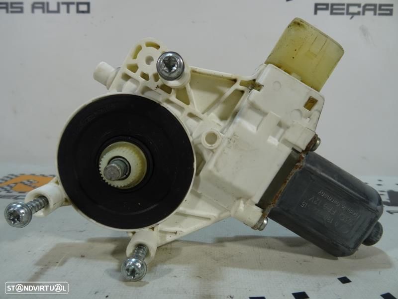 Motor Do Elevador De Vidro Frente Direito Bmw 1 (F20)  7046032 / 01308 - 2