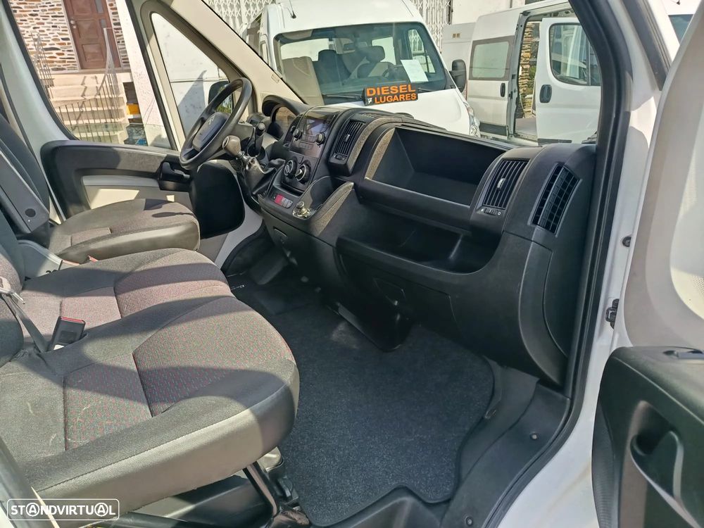 Citroën Jumper 2.0 HDI 130cv L2H2 **7 Lugares** - 6