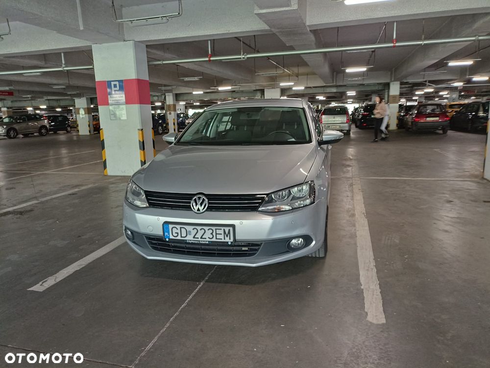 Volkswagen Jetta 1.4 TSI Comfortline - 2
