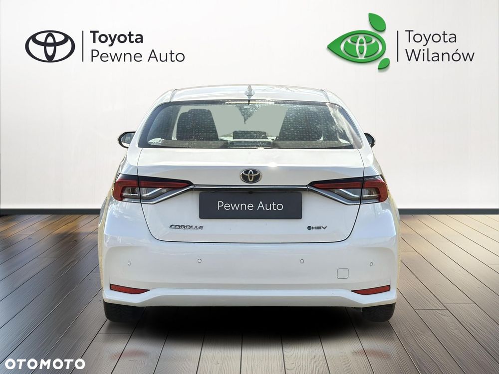 Toyota Corolla 1.8 Hybrid Comfort - 4