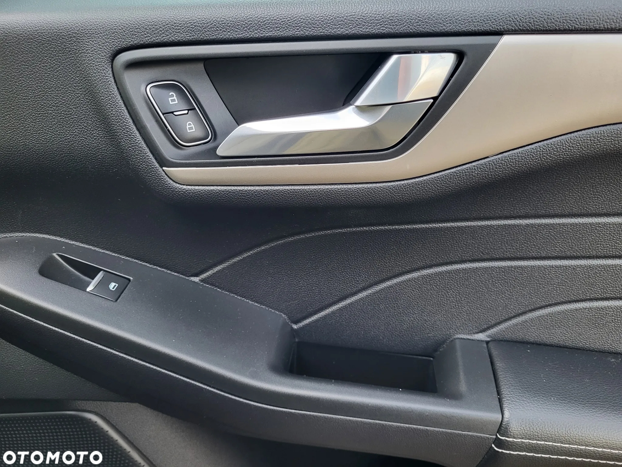 Ford Escape 1.5 EcoBoost AWD SE - 40