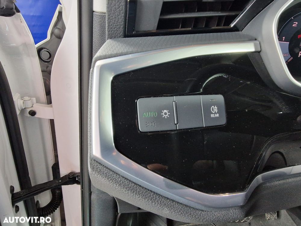 Audi Q3 2.0 35 TDI S tronic Advanced - 16