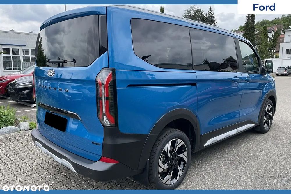 Ford Tourneo Custom - 6