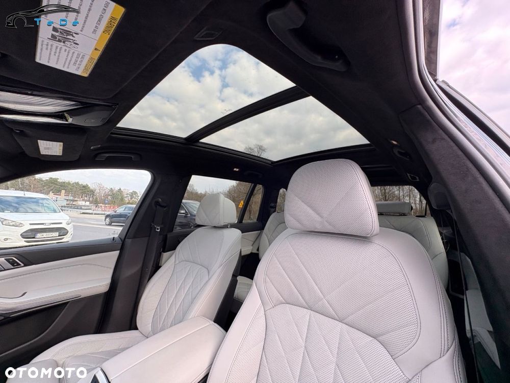 BMW X7 xDrive40i mHEV Individual Edition sport - 26