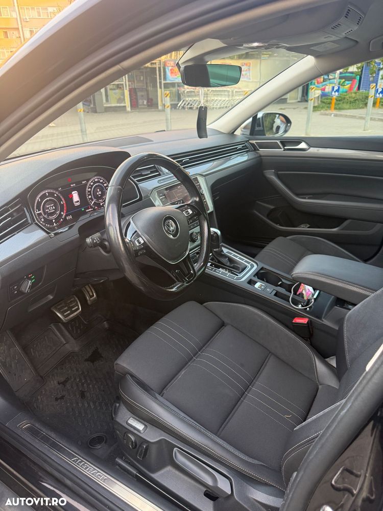 Volkswagen Passat Alltrack - 8