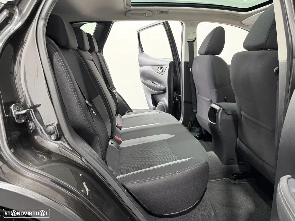 Nissan Qashqai 1.5 dCi N-Connecta - 39