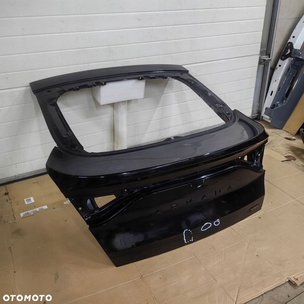 Klapa RENAULT ARKANA 2019- - 2