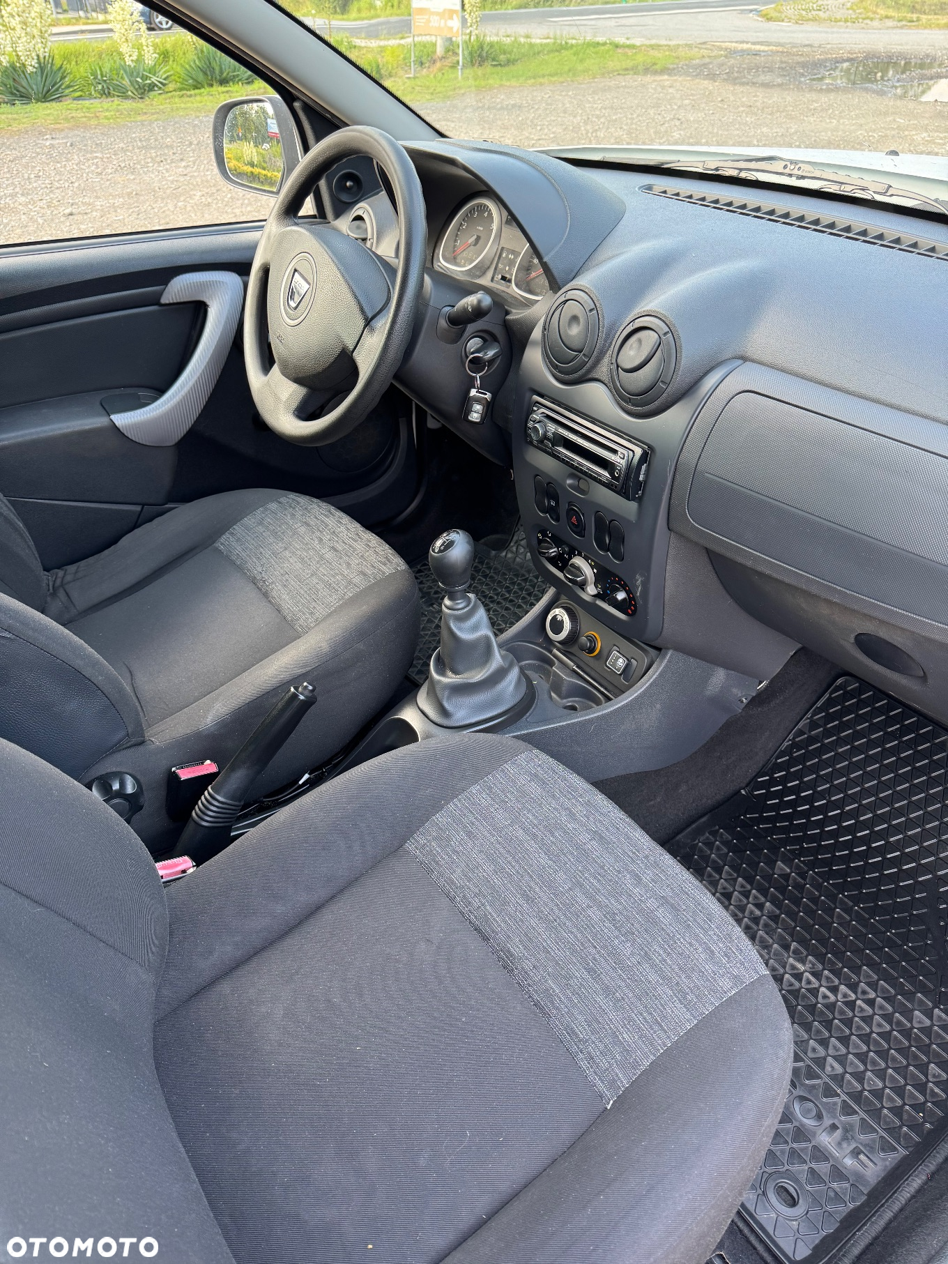 Dacia Duster 1.6 16V 4x4 - 10