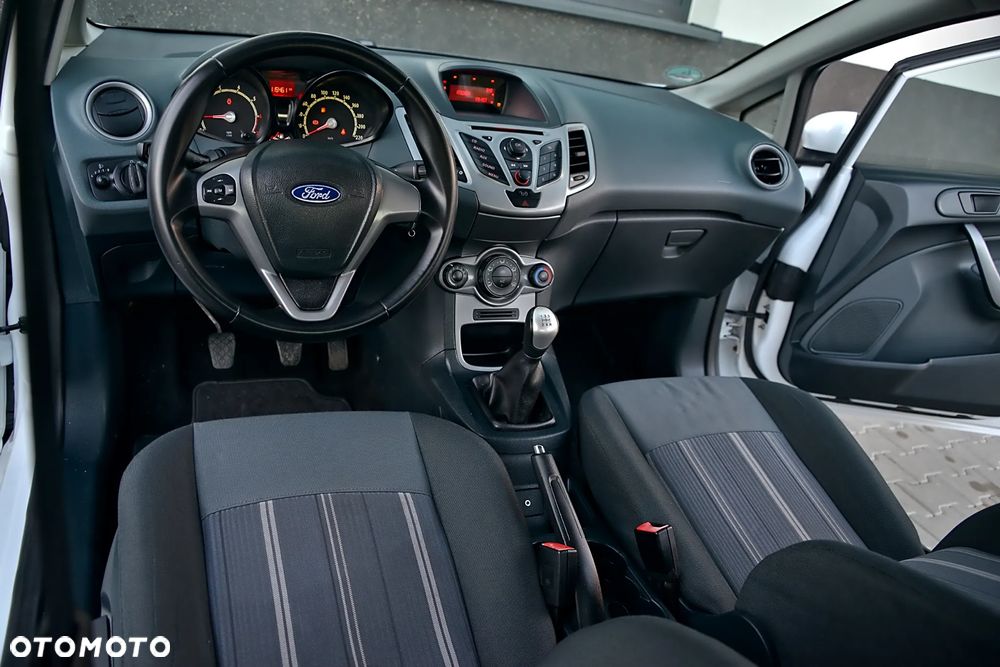 Ford Fiesta 1.25 Ambiente - 7